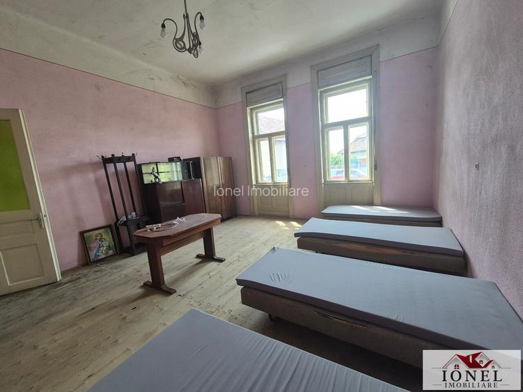 Casa de vanzare in Aiud 3300 mp teren - 6