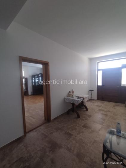 Vila P+1+M Eforie Sud 12 camere pretabil pensiune - 31