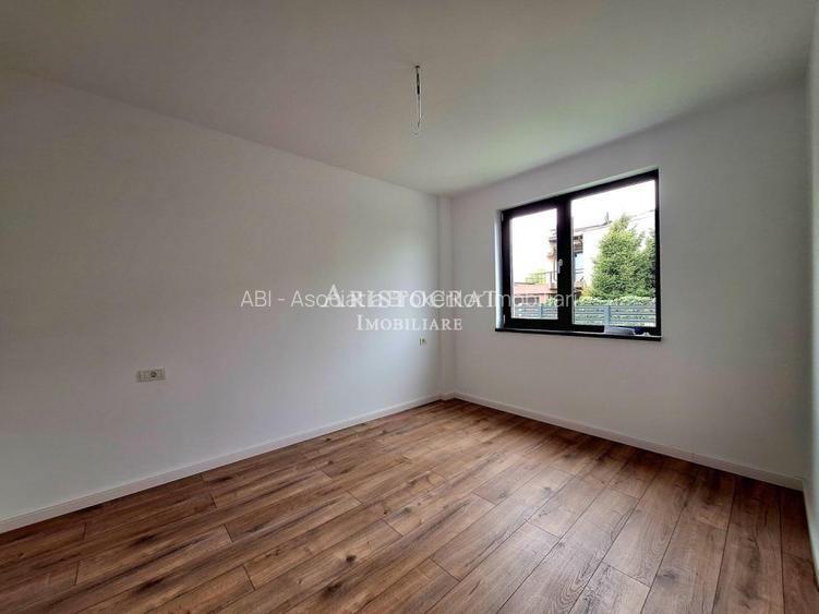 Vila 5 camere cu garaj langa Paradisul Verde - 5