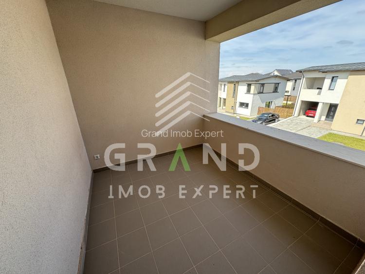 TOTUL NOU!Casa individuala,4 camere,3 BAI,TERASA,GARAJ,zona Dezmir - 23