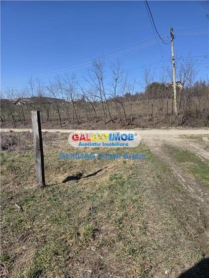 Vindem teren intravilan Calinesti 845 mp , deschidere 13,5 m - 3