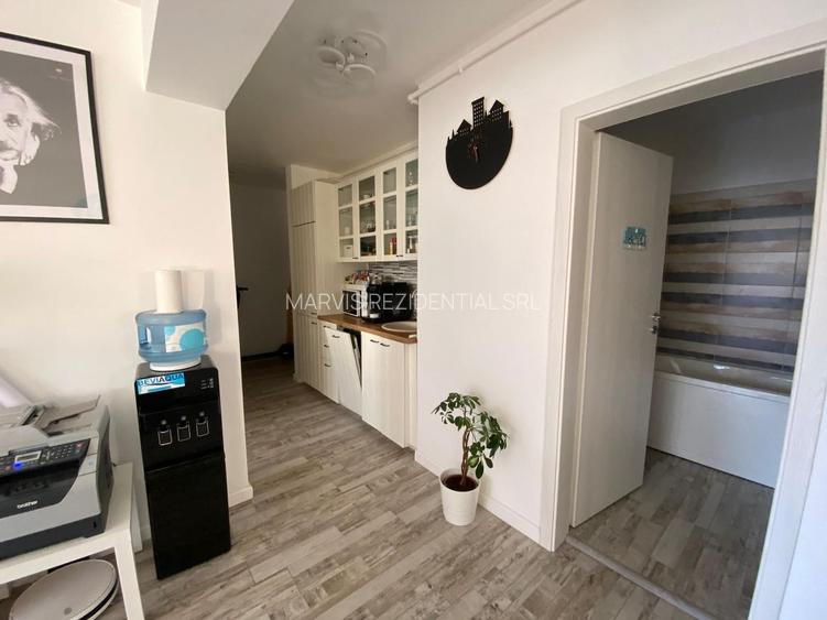 Birou shared (coworking)cu grădină, terasă si parcare proprie - 11