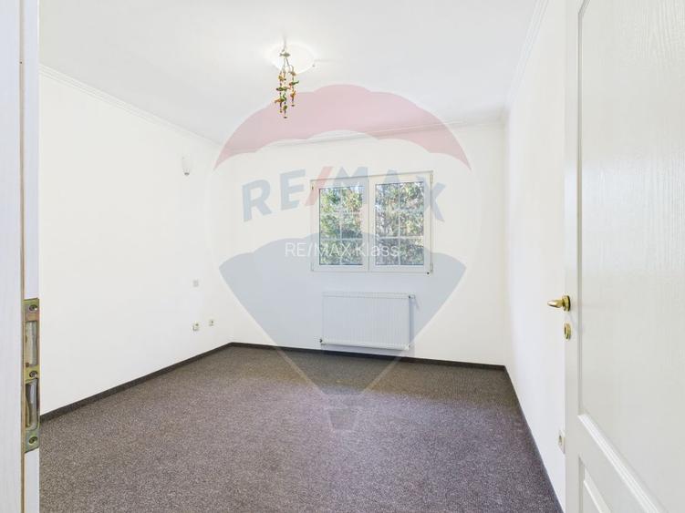 De vanzare | Vila in Paradisul Verde cu gradina si padure proprie | - 12