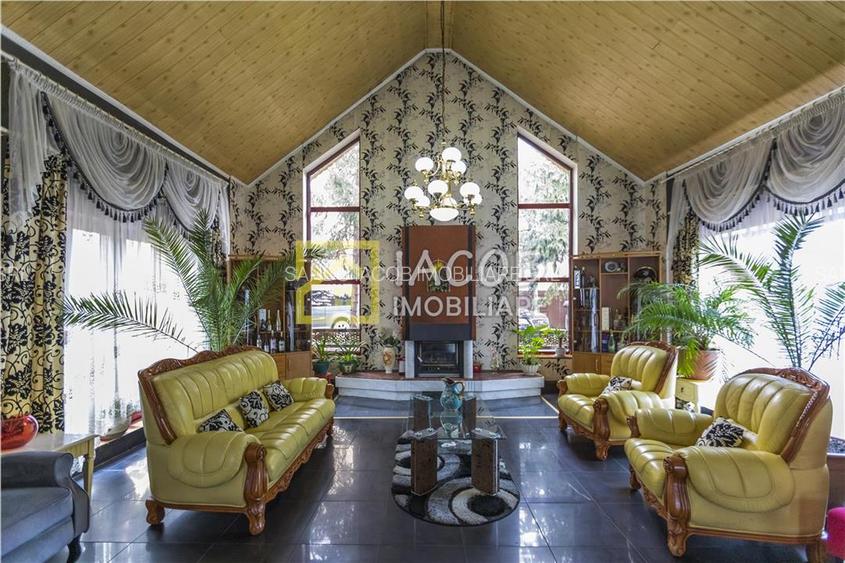 Casa P+M, comuna Margineni, Bacau - 13