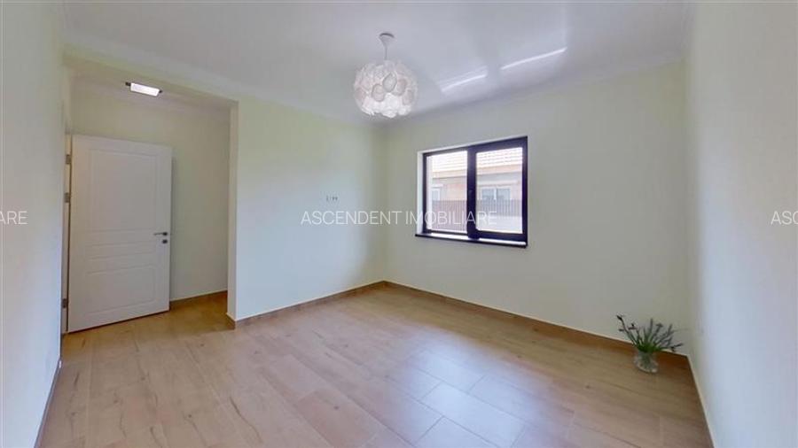 In stil mediteranean, curte proprie, 4 camere, terasa, pod mansardabil, Harman, - 41