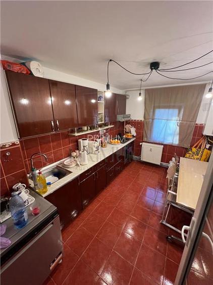 MIRCEA CEL BATRAN - 3 cam - 2 bai - centrala proprie - PARTER INALT - 2