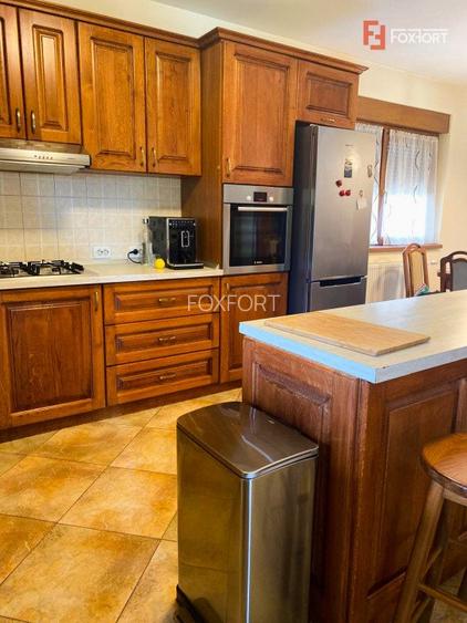 Casa individuala 5 camere si 4 locuri de parcare in Giroc   - 4