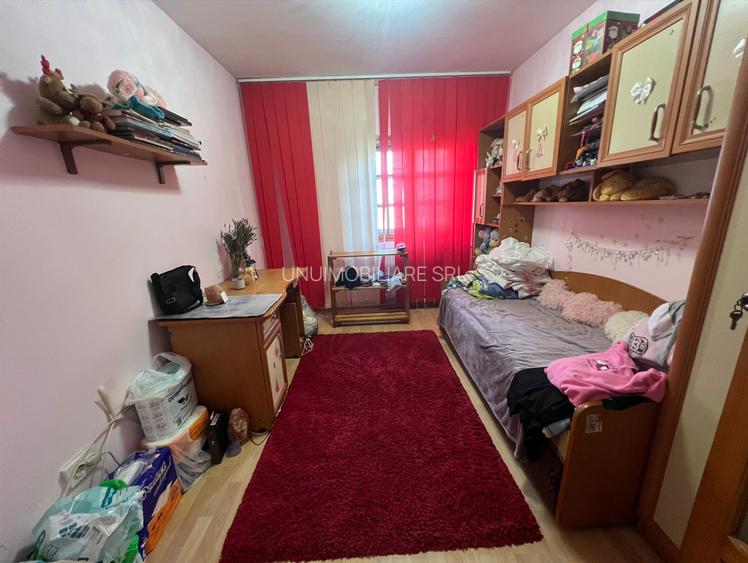 Apartament trei camere - Grădinița nr. 18 - 70mp - 3