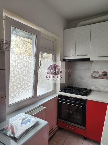 Mic la întreținere, bun la randament: apartament în Orșova - 33