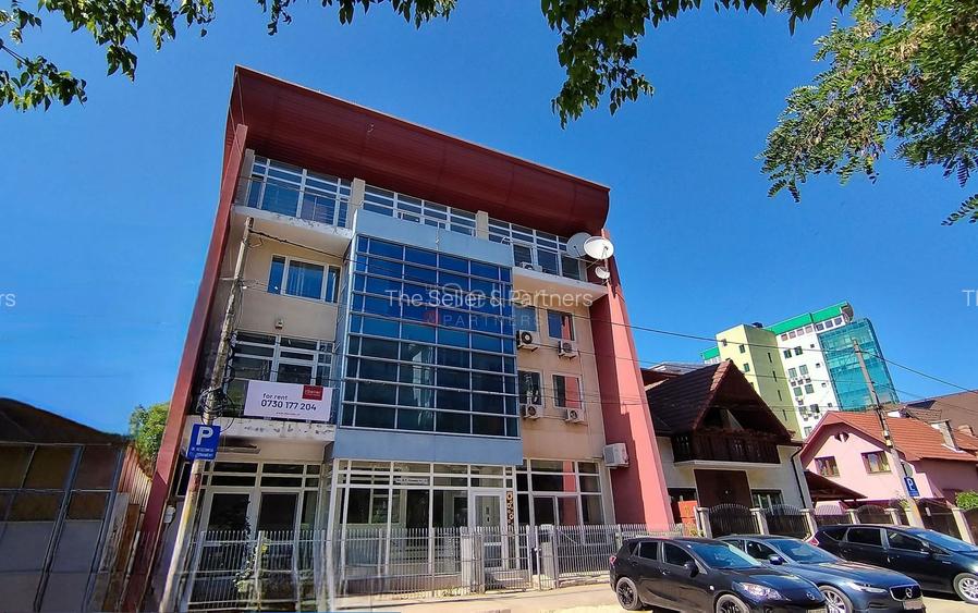 Cladire birouri individuala - 18