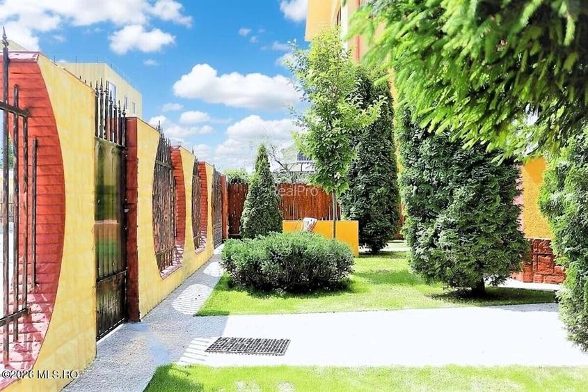 Mamaia Nord - Langa Mare, pensiune la cheie, 11 camere, 9 bai! - 4