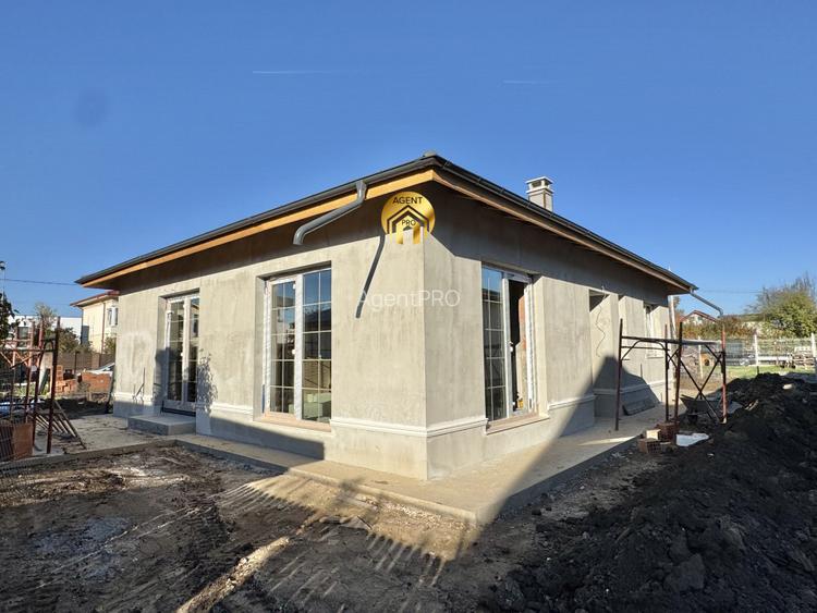 Vila Individuala Parter+Pod 4 camere - 300mp teren - Otopeni - 2