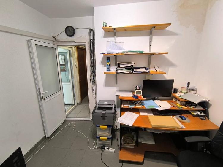 NAVODARI - 3 Camere cu iesire in strada !