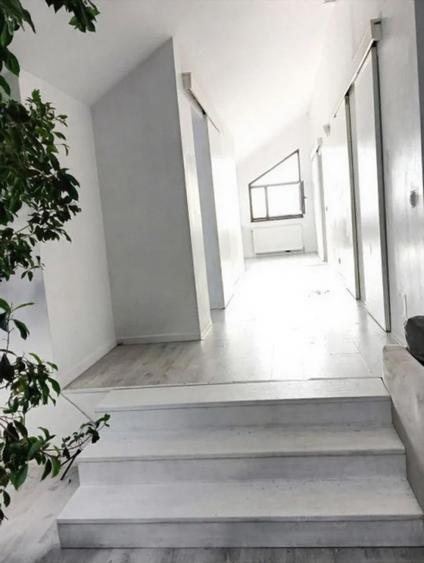Apartament 4 camere | Vatra Nouă | Etaj 3/3 | 2 Parcari | 170 mp