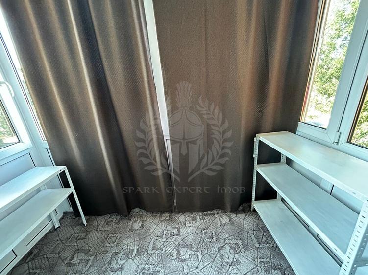 APARTAMENT 4 CAMERE //DECOMANDAT//MALU ROSU