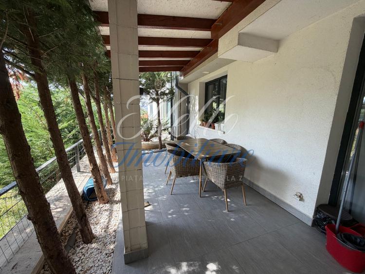 Unitate locativă în duplex, 108 mp, Narciselor