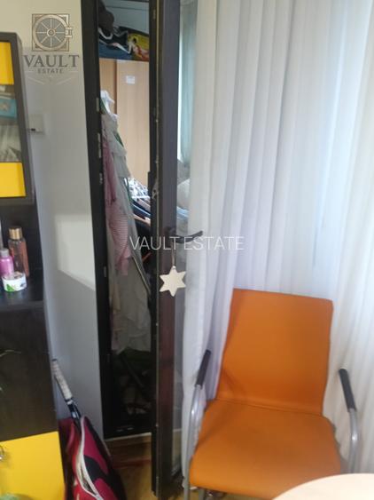 Apartament 3 camere -12 minute de mers  pana la metrou Costin Giorgian - 9
