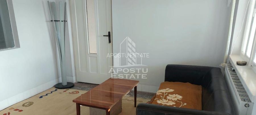 Casa Spatioasa cu Teren Generos in Vladimirescu - 12