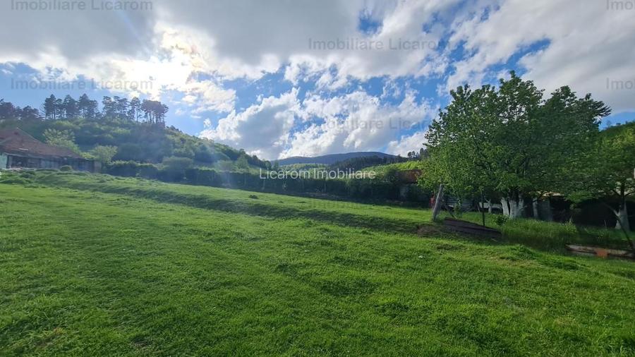 Vila P+E+Pod in Codlea zona cu aer curat,teren 1050 mp - 13