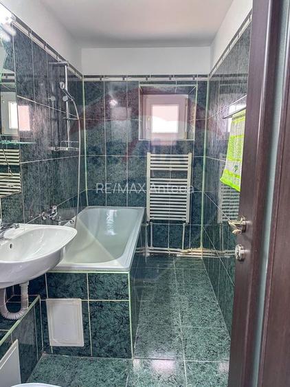 Apartament 4 camere + centrala proprie: str Baltagului - 13 septembrie - 11