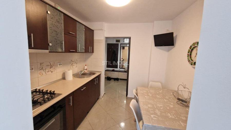 Apartament cu 2 camere - zona C.U.G. - 430E - 7