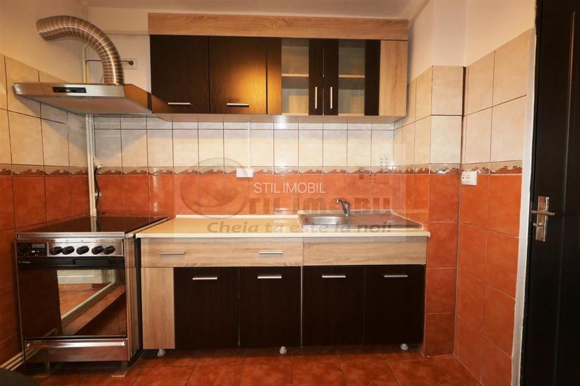 Apartament 2 camere Nicolina prima statie din Podu Ros - 10