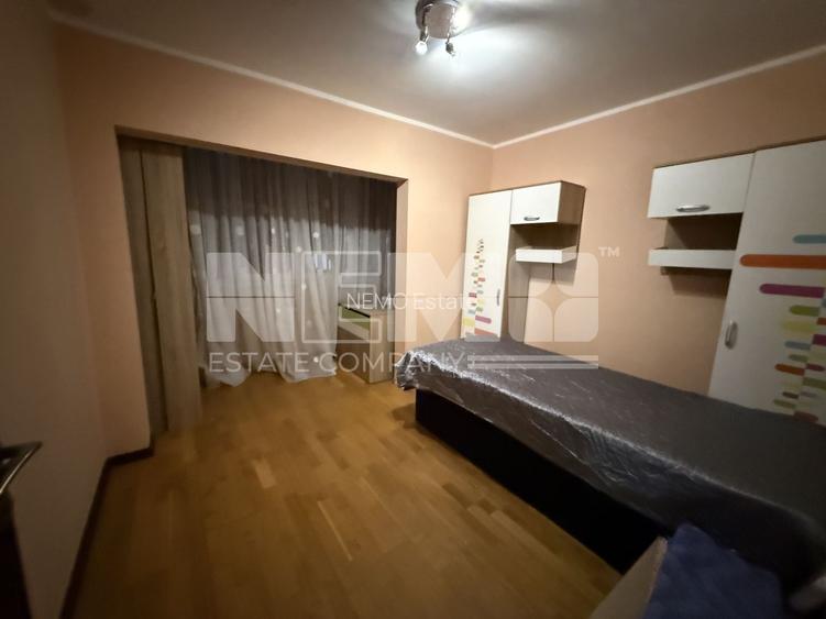 Apartament 3 camere | 100 mp | Zona Centrală | Etaj 1 | 450 €/lună - 2