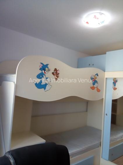 Apartament cu 3 camere str. Savenilor - 8