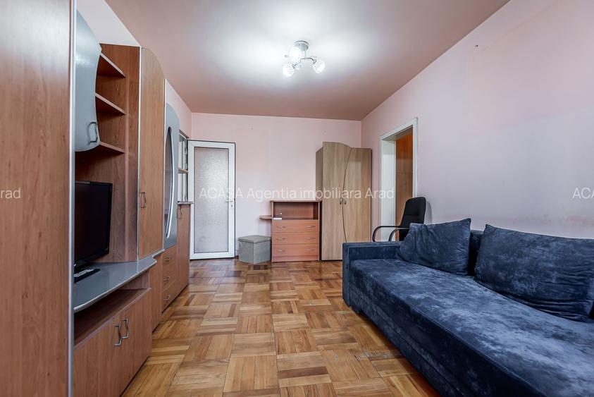 Apartament 2 camere,  Etaj 1 - Zona Aurel Vlaicu - 3