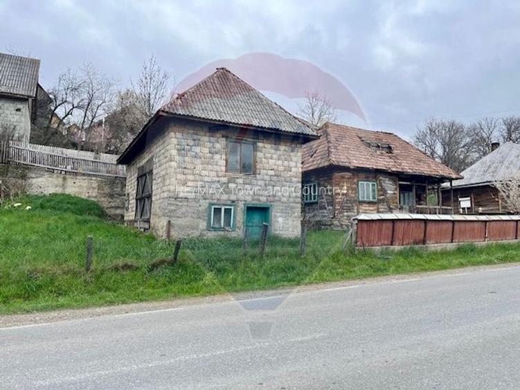 Casa / Vila cu 2 camere de vanzare - 4