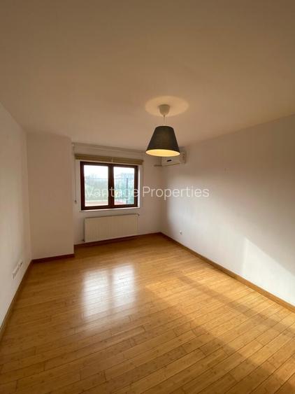 Individual villa | complex with swimming pool and tennis court | Iancu Nicolae - 12
