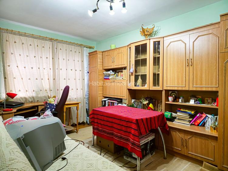 Apartament 4 camere, decomandat, etaj 1 din 4, cartierul Manastur - 6