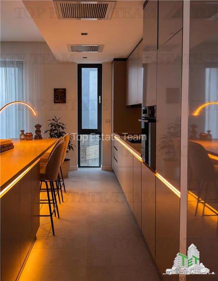 Casa luxury cu garaj la parter + piscina in complex / Bulevardul Pipera - 18
