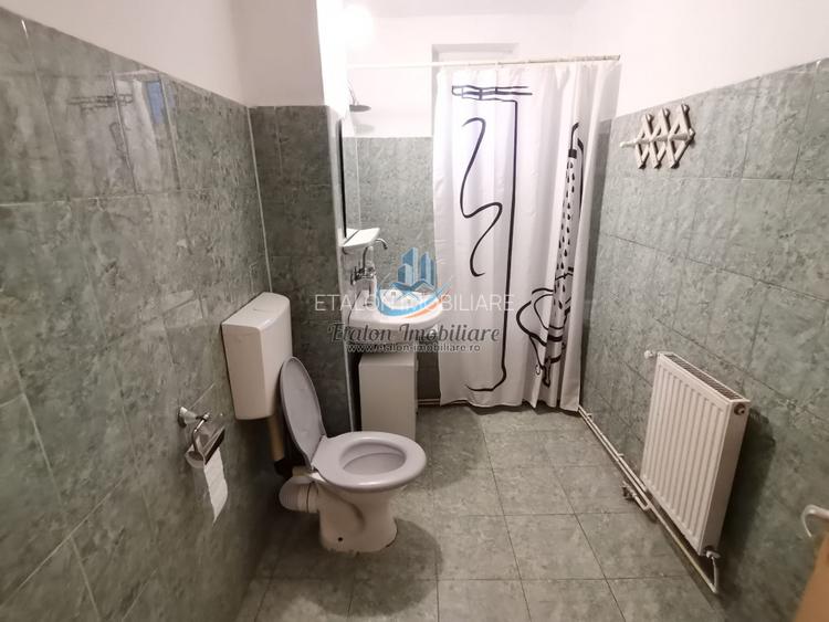 Apartament 3 camere, 2 bai, boxa, parter inalt, zona 1 Mai - 4