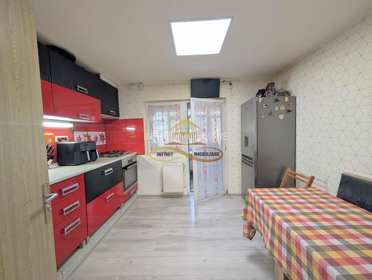 Apartament 3 camere, etaj1, 9 Mai, Bacau - 2