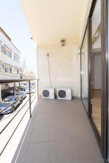 Piata Victoriei | Imobil individual | 12 incaperi  |Metrou 5 minute - 22