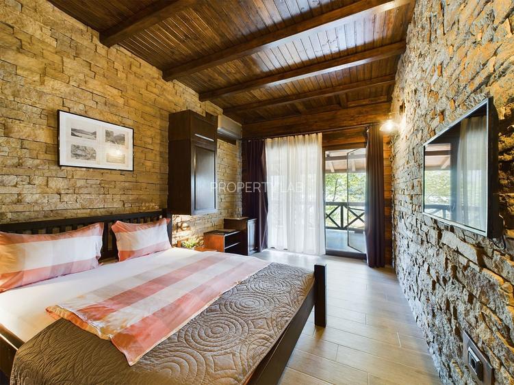 Pensiune de Lux pe Malul Dunării în Dubova - 12