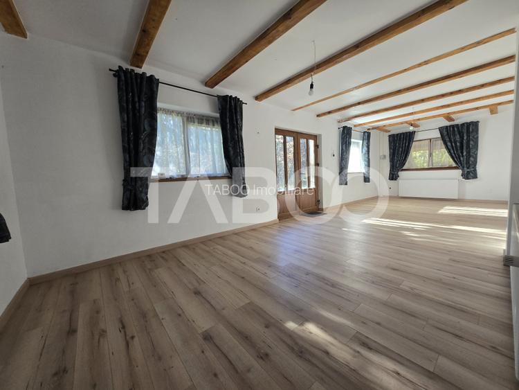 Casa de vacanta noua de vanzare 278 mpu curte 855mp Valea Avrigului - 6