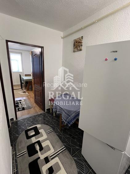 Garsonieră de închiriat – zona Micro 3 (bloc K6) - 5