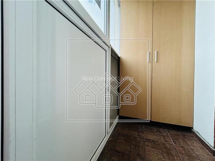 Apartament de vanzare in Sibiu - 2 camere, balcon, loc de parcare - - 11