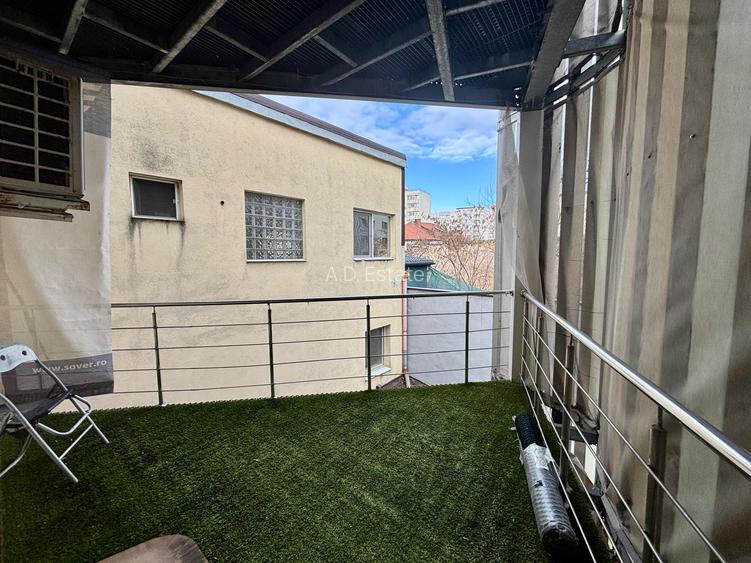 Vila De Inchiriat 11 camere  D+P+2 Timpuri Noi 12 Locuri Parcare 500 mp - 18