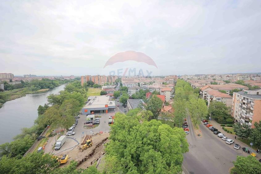 Apartament/Penthouse de Închiriat cu 3 Dormitoare și Terasă, Decebal - 32