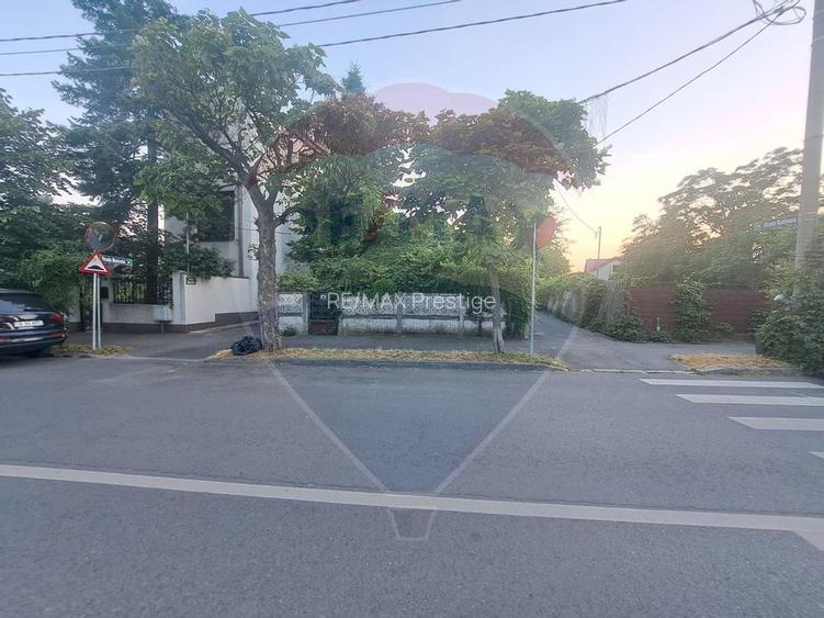 Teren 847 mp Baneasa Dobrogeanu Gherea  deschidere trei laturi - 4