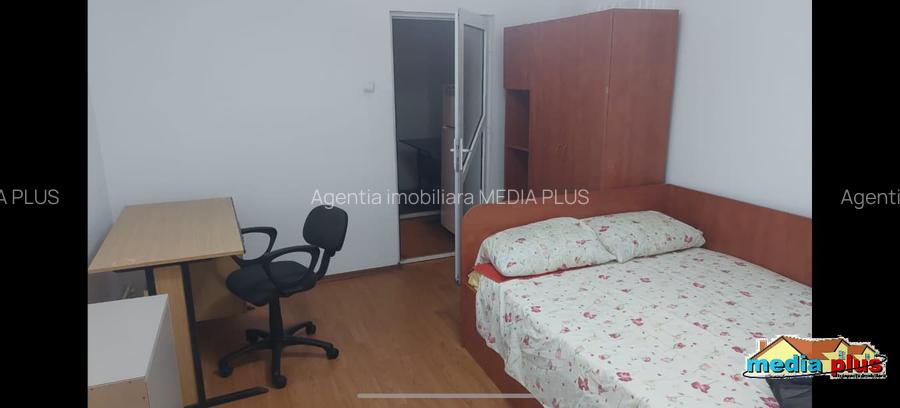 Garsonieră de închiriat – Țiglina I, Str. Brăilei, etaj 1, centrală proprie, - 2