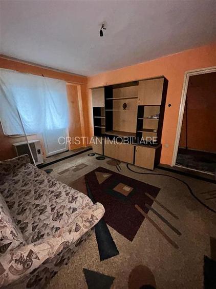 SUPER PRET! 2 camere, etaj intermediar, bloc cu lift, Viziru 3 - 2