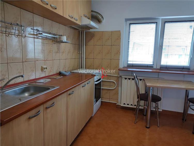 Garsoniera Dristor Metrou Bloc Mixt  Constructie 1986 Mobilata si Utilata 42MP - 6