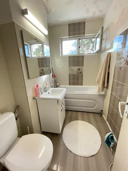 Apartament 2 camere-Podu ros-Splai Bahlui-etaj intermediar