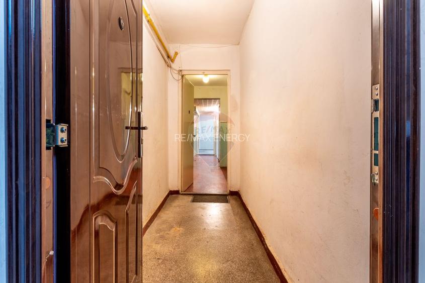 Apartament 3 camere,decomandat, renovabil.Str. Parâng nr.17|Comision 0 - 12