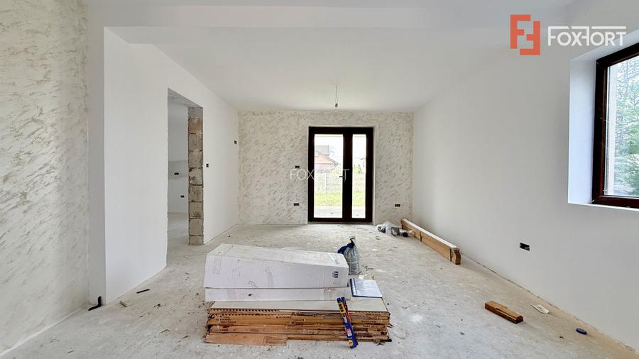 Duplex de vanzare 5 camere cu toate utilitatile - Mosnita Noua - 2