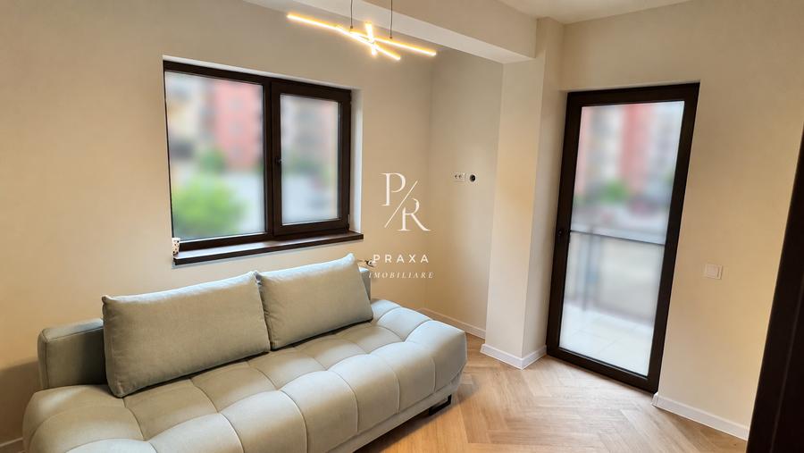 Ap de inchiriat, 3 camere, 56 mp, parcare, etaj 1, zona Stejarului!